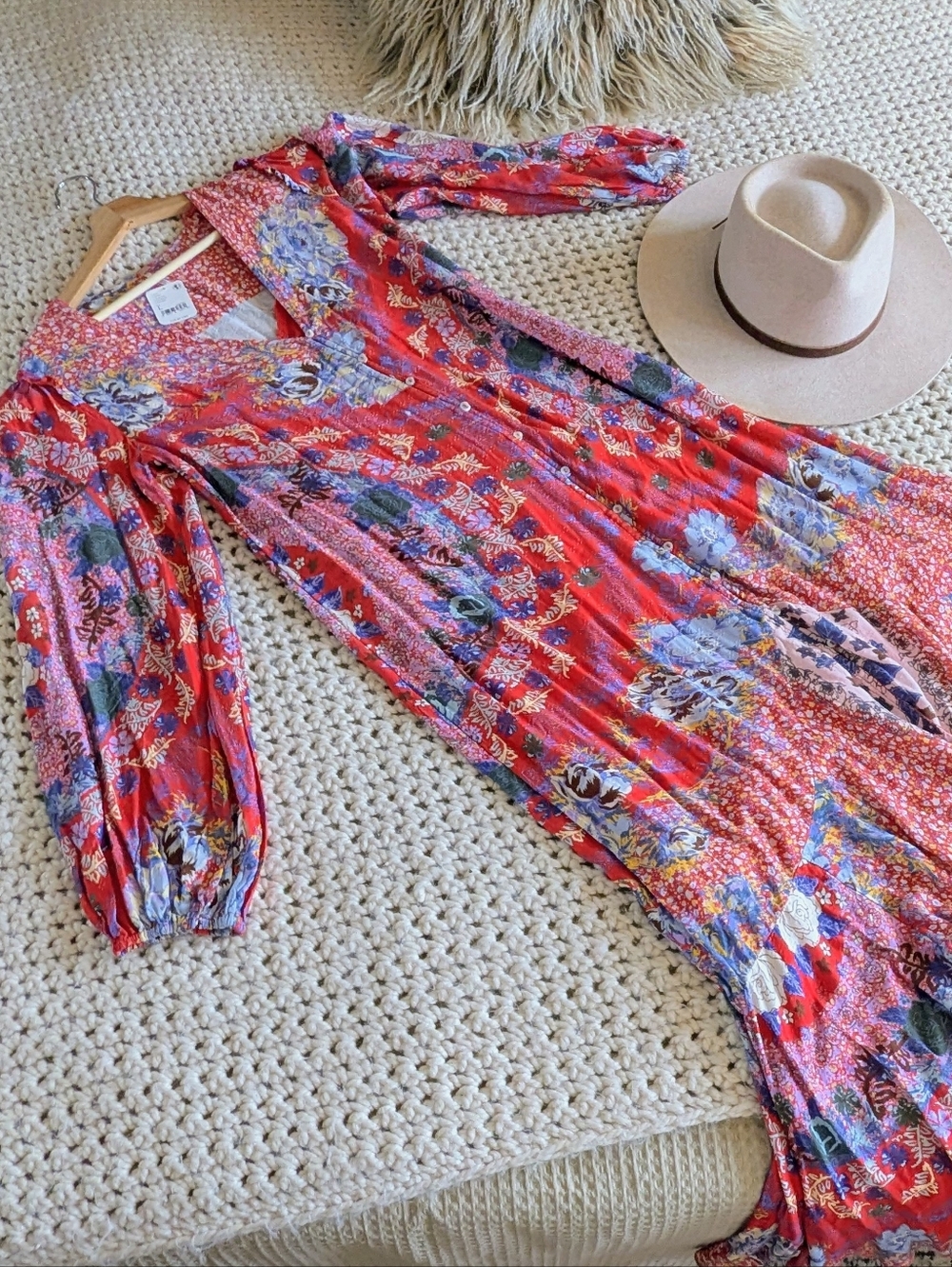 FREE PEOPLE Marais Dress. Boho Red Floral V-Neck Long Sleeve Maxi Dress - Picture 4 of 5